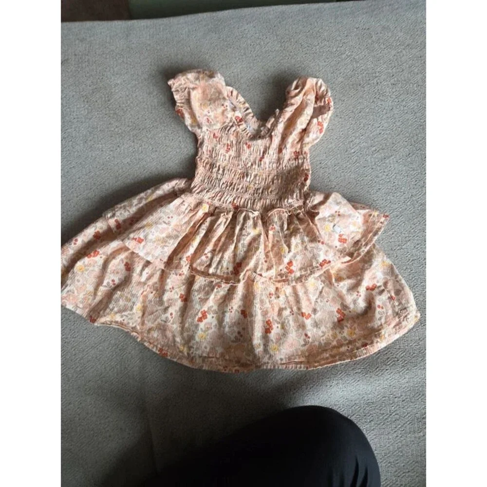 Girls dress